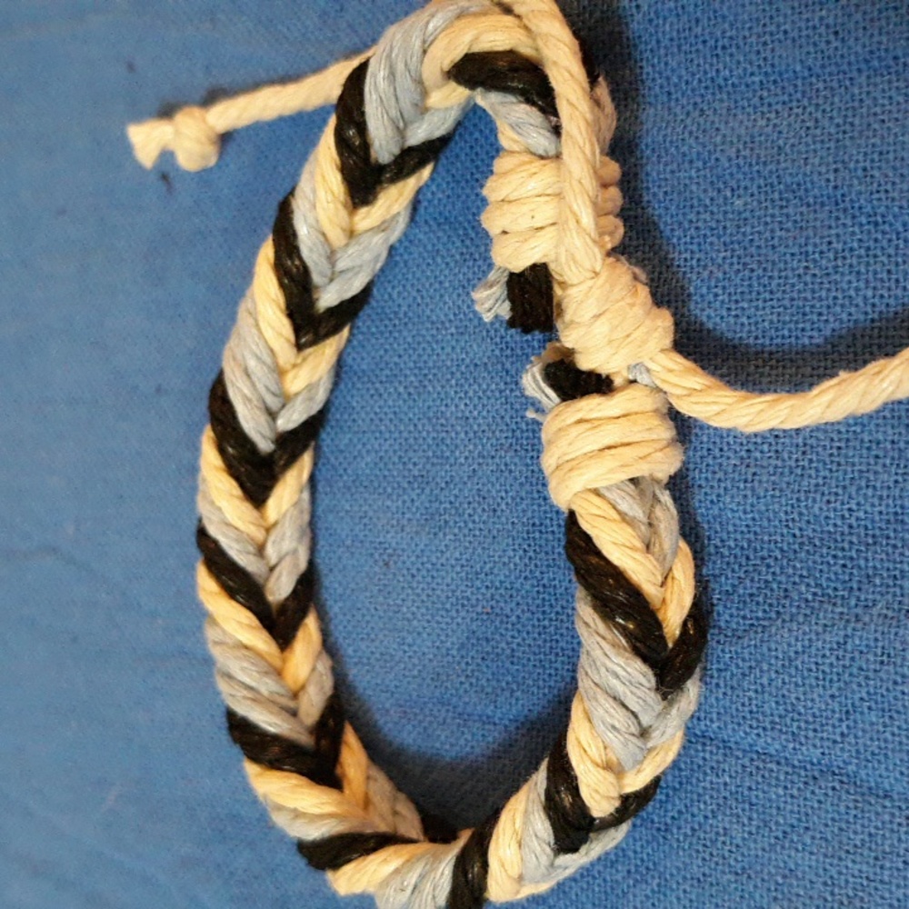 Bracelet - Picture 2 of 2